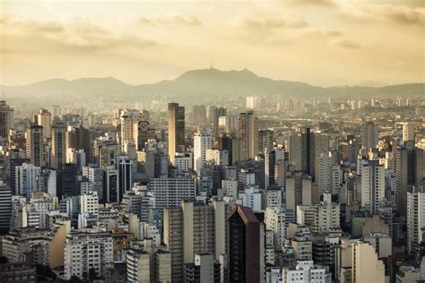  Urban Geometry: Exploring the Concrete Poetry of São Paulo - A Photographic Journey Through Brazil's Metropolis